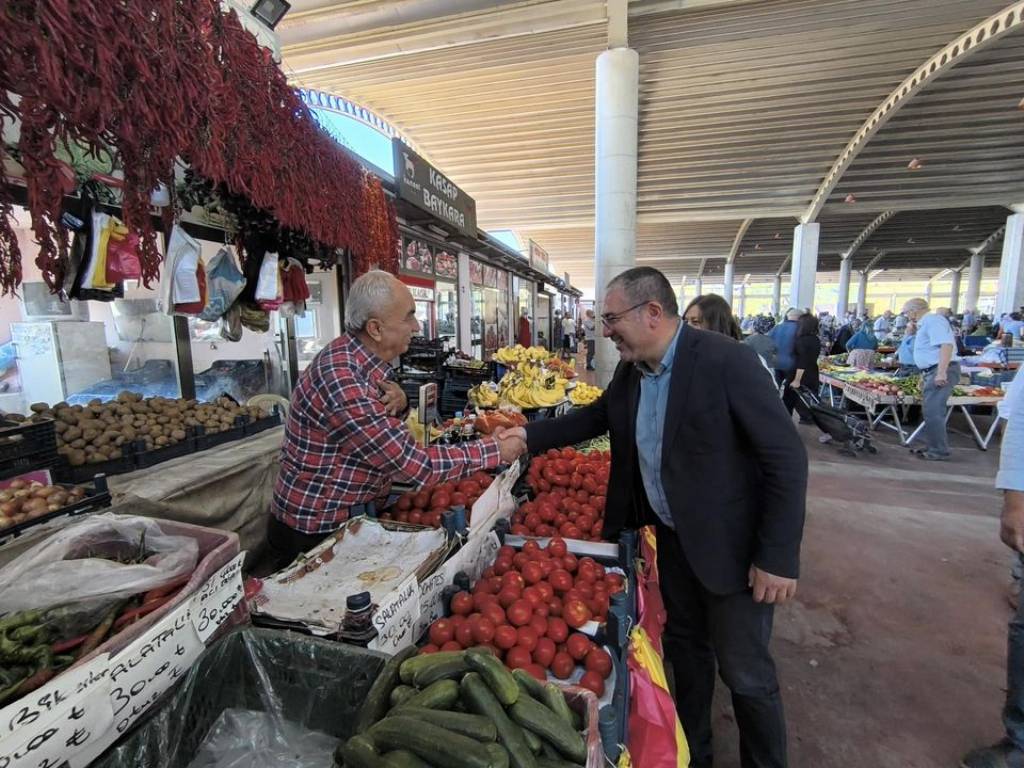 Aydın Milletvekili Evrim Karakoz Kuyucak'ta Esnaf ve Vatandaşlarla Buluşturdu