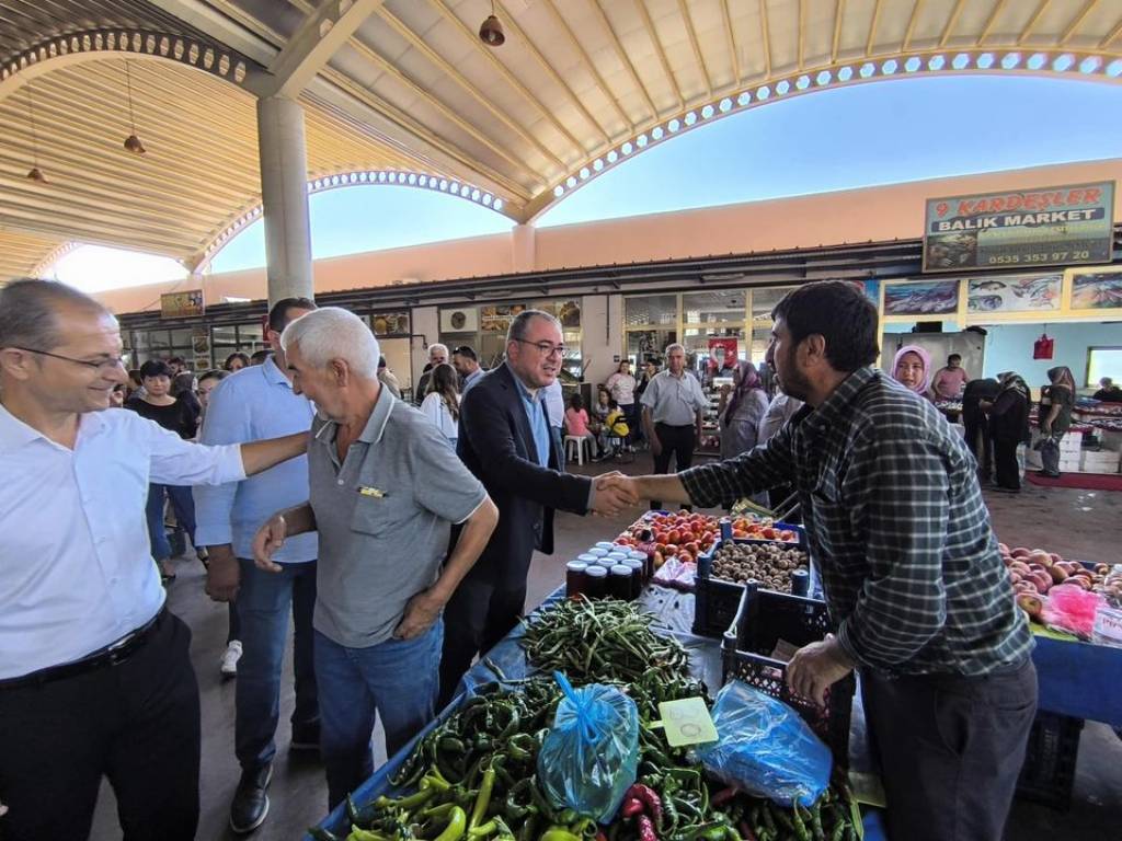 Aydın Milletvekili Evrim Karakoz Kuyucak'ta Esnaf ve Vatandaşlarla Buluşturdu