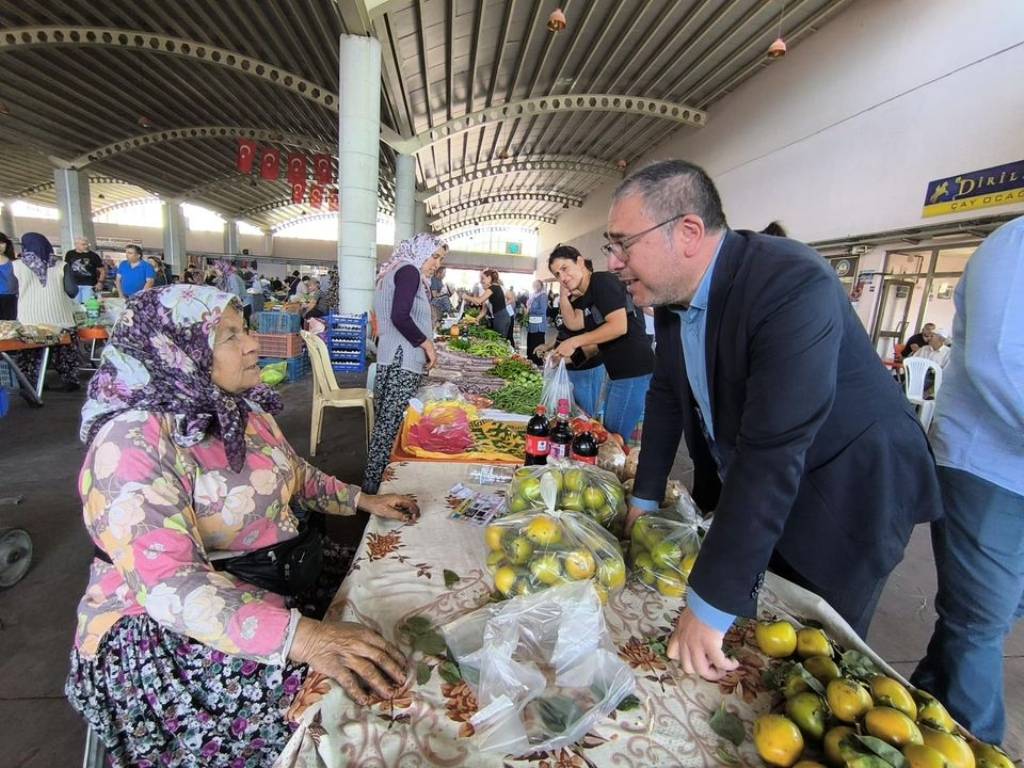 Aydın Milletvekili Evrim Karakoz Kuyucak'ta Esnaf ve Vatandaşlarla Buluşturdu