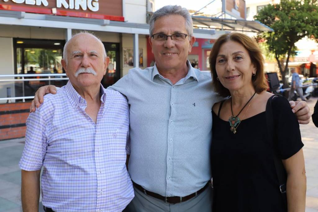 Nazilli Belediye Başkanı Ertuğrul Tetik, Balık Pazarında Esnafla Buluştu