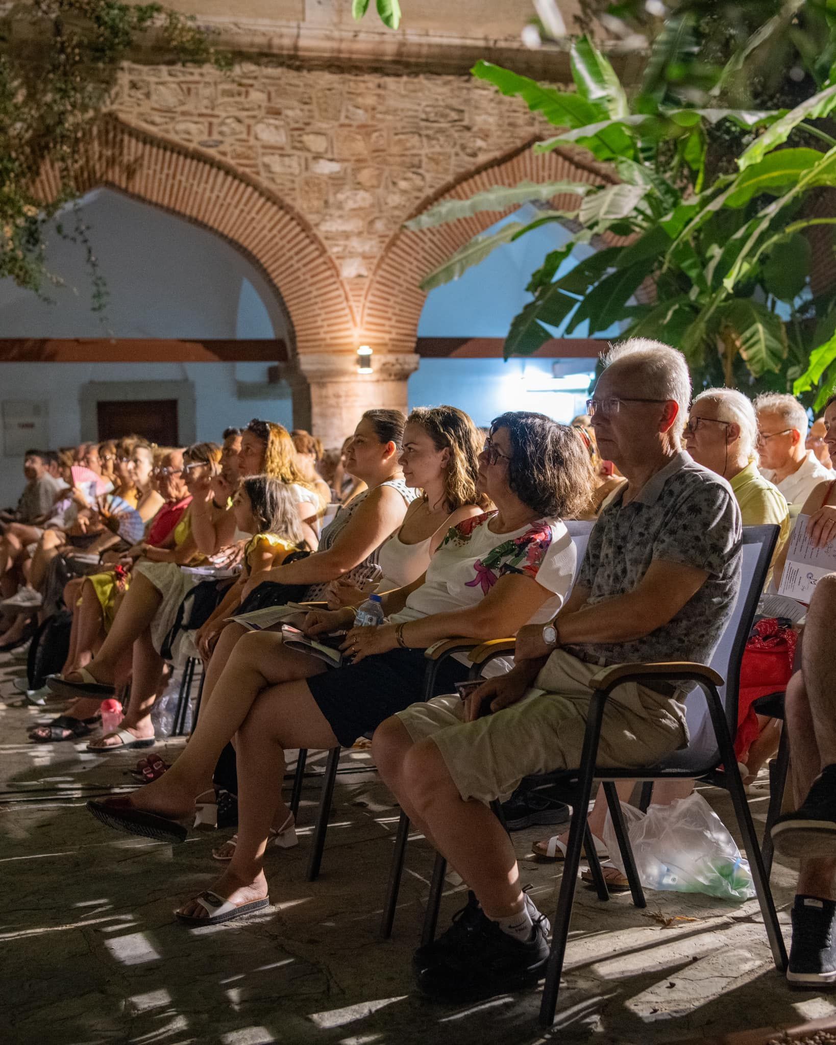 Kuşadası Belediyesi: Kervansaray'da Müzik Şöleni!