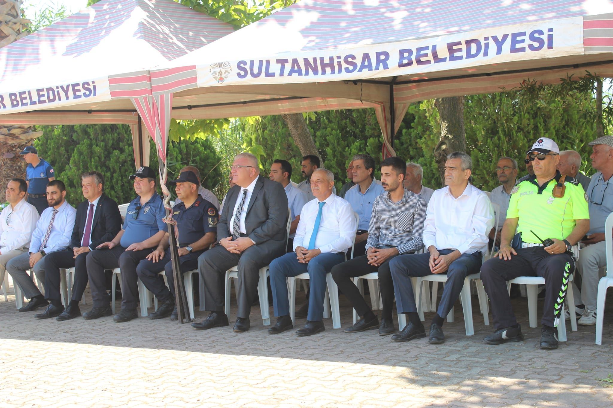 Sultanhisar Belediyesi 15 Temmuz Demokrasi ve Milli Birlik Günü'nü Atça Çomaklı Şehitliği'nde Andı