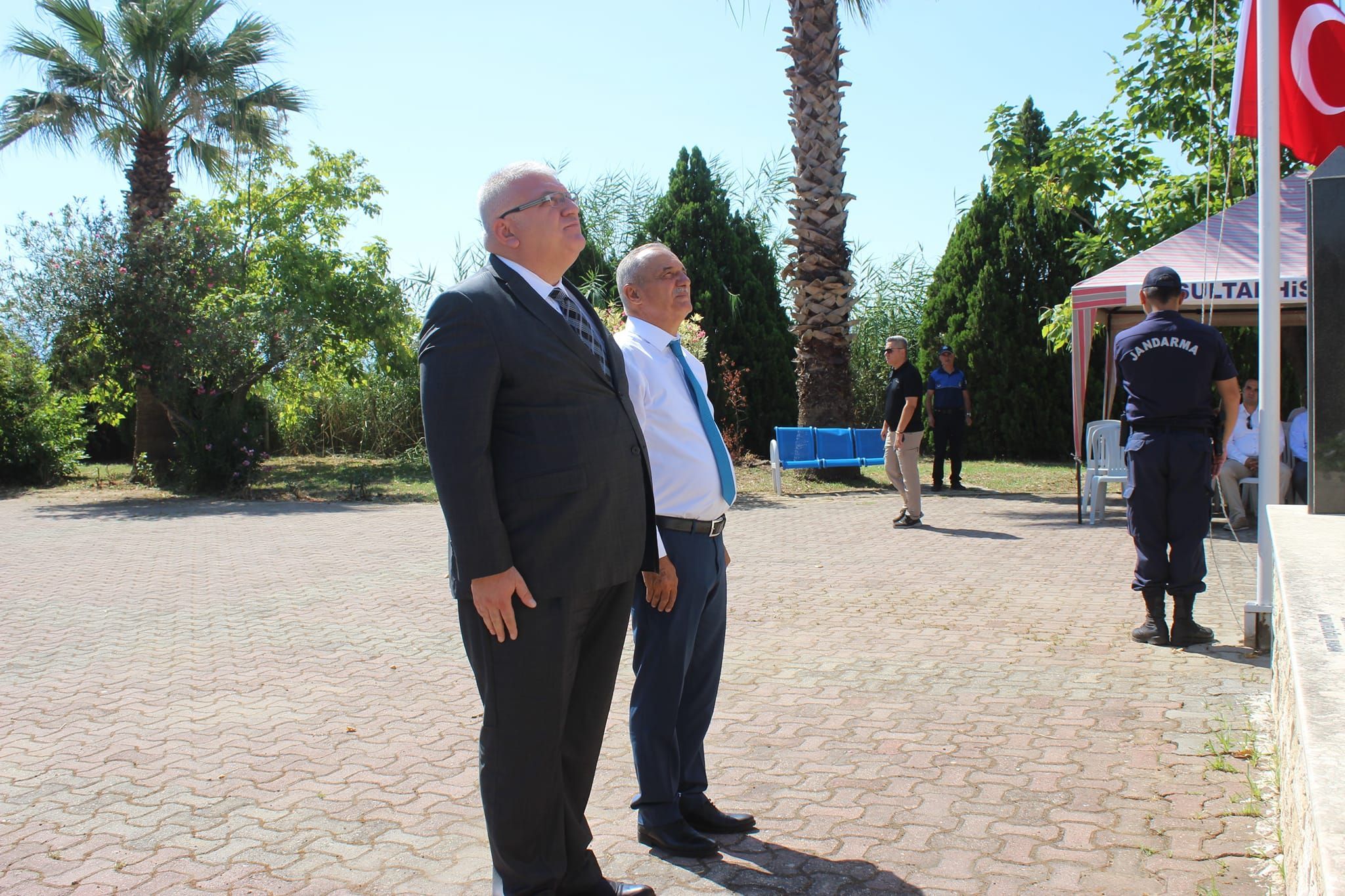 Sultanhisar Belediyesi 15 Temmuz Demokrasi ve Milli Birlik Günü'nü Atça Çomaklı Şehitliği'nde Andı