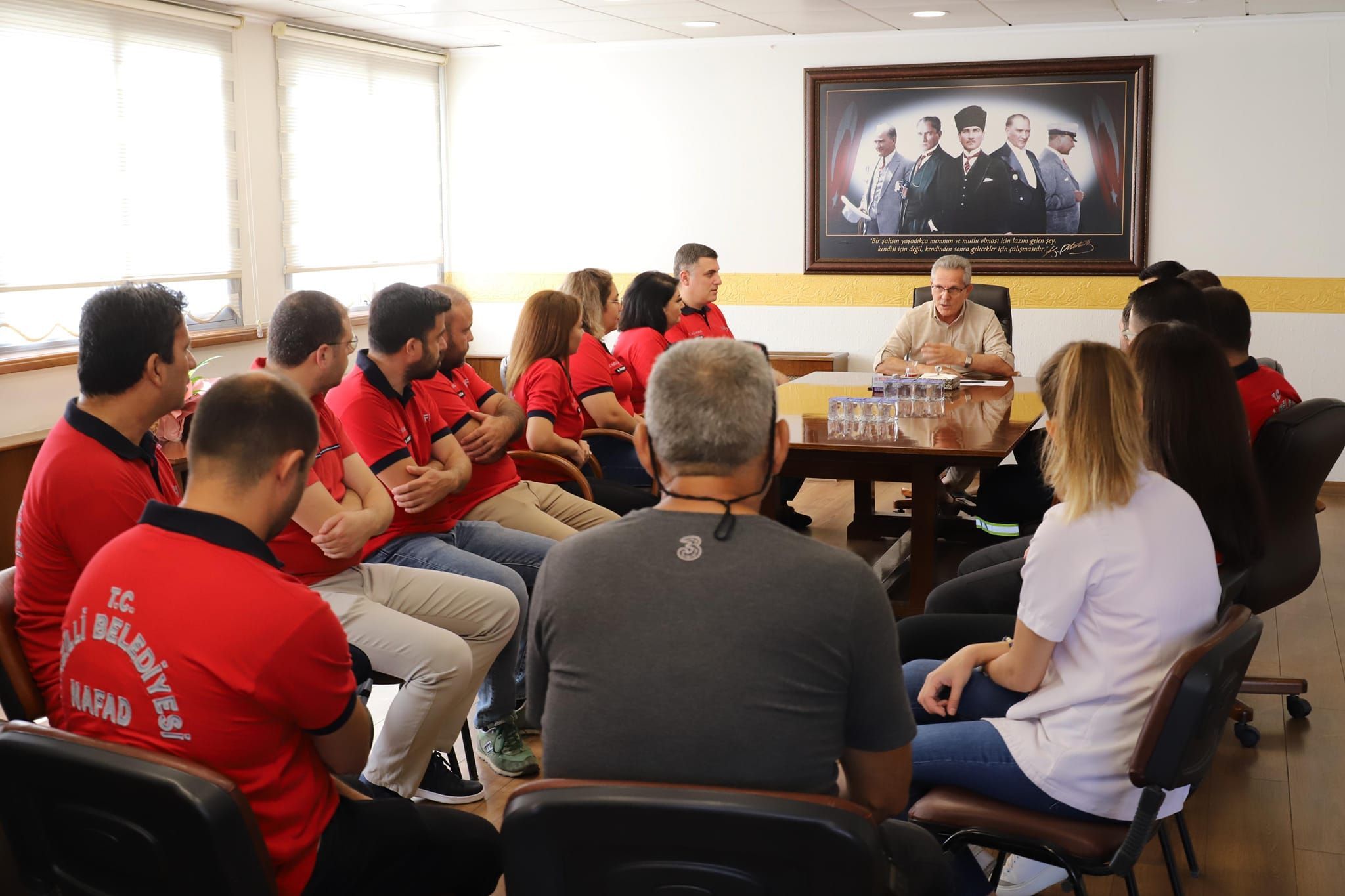 Nazilli Belediye Başkanı Ertuğrul Tetik, NAFAD'ın Çalışmaları Hakkında Bilgi Aldı