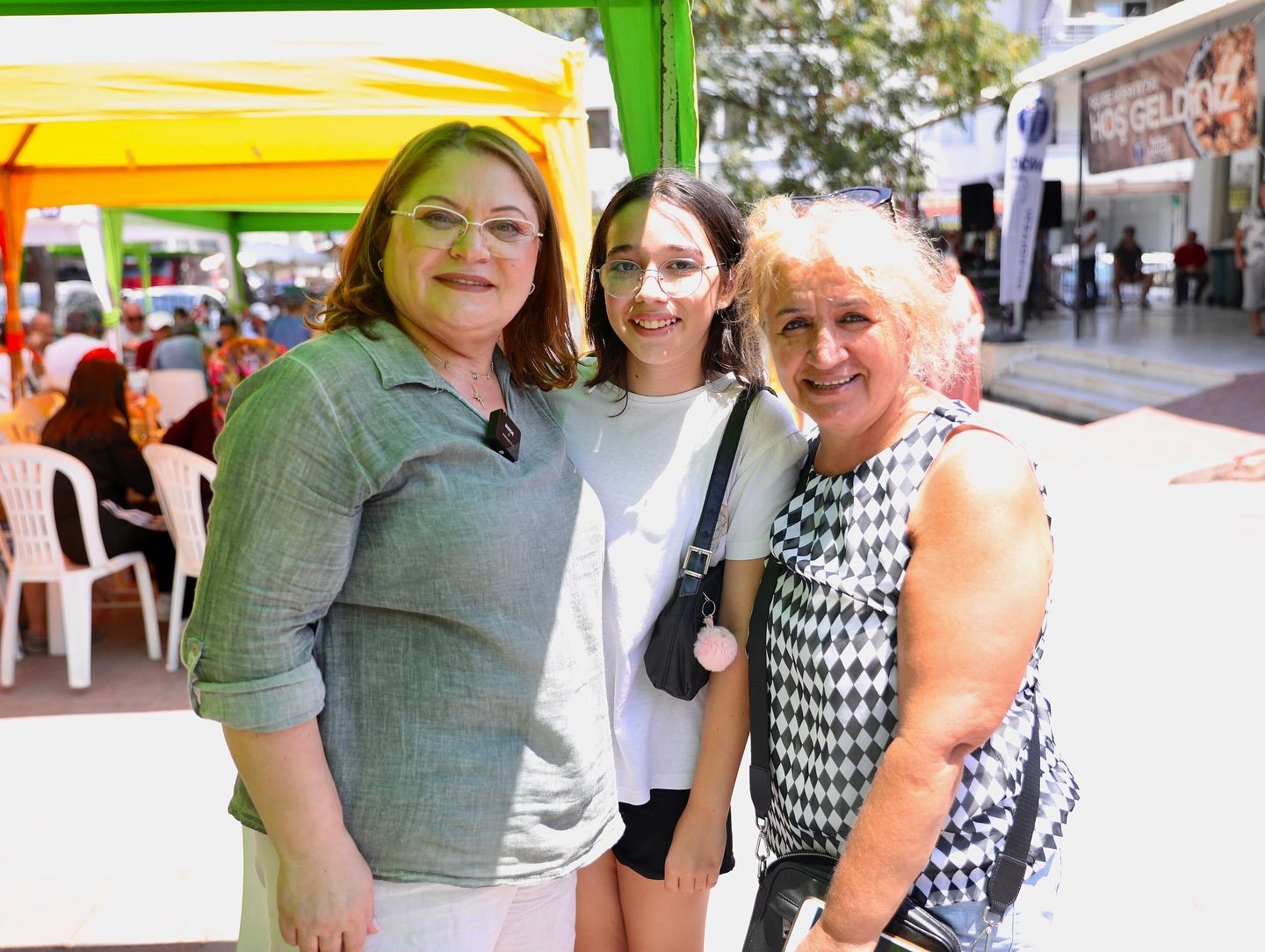 Didim Belediye Başkanı Hatice Gençay, Aşure Lokması İkramıyla Kentte Bereket Diledi