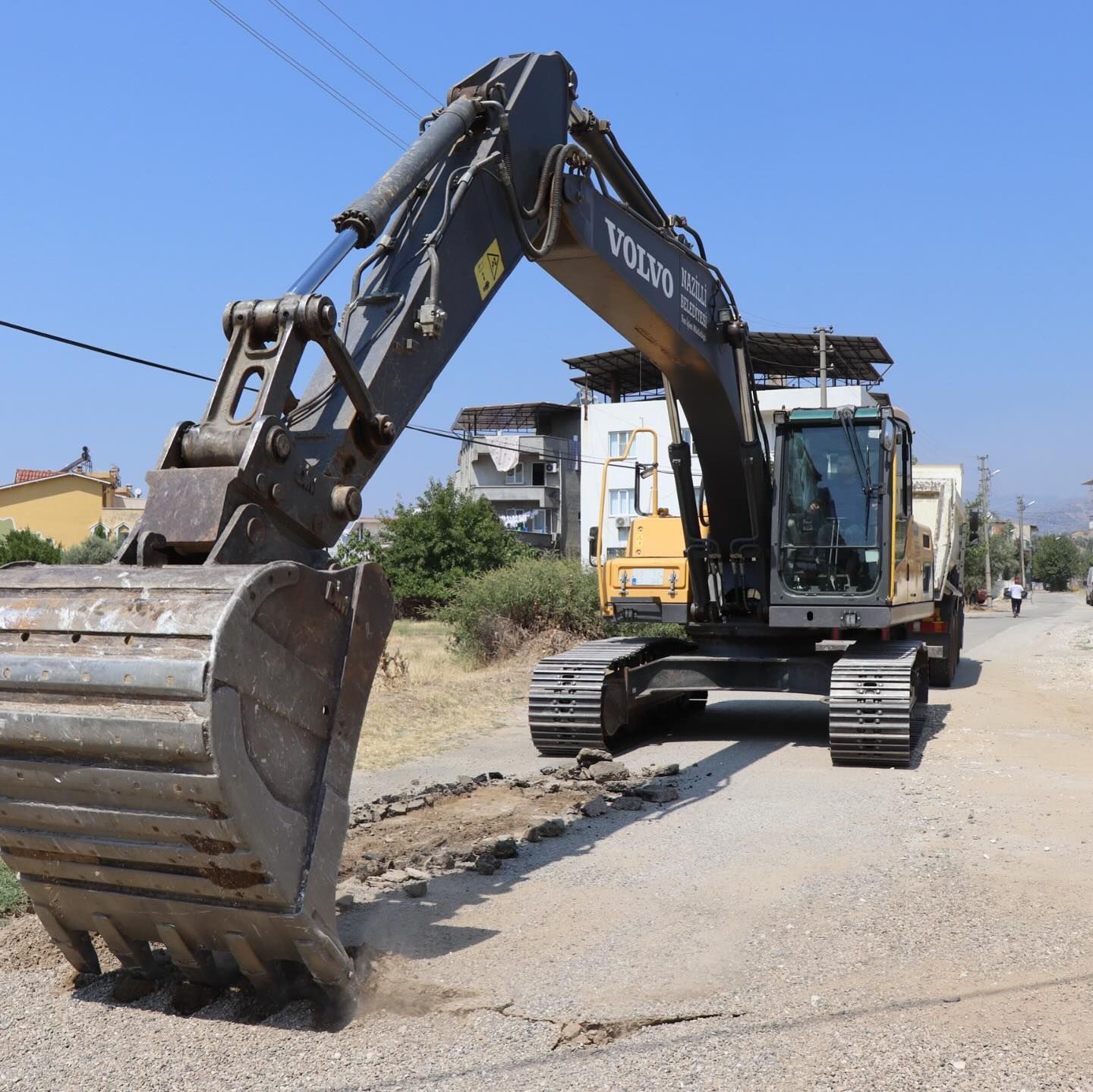 Nazilli Belediyesi, Zafer Mahallesi'nde Yol Yenileme Çalışmalarının Birinci Etabını Tamamladı