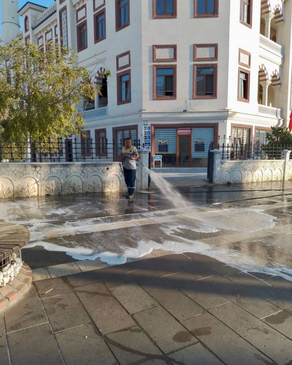 Didim Belediyesi'nden Temizlik ve Dezenfekte Çalışmaları