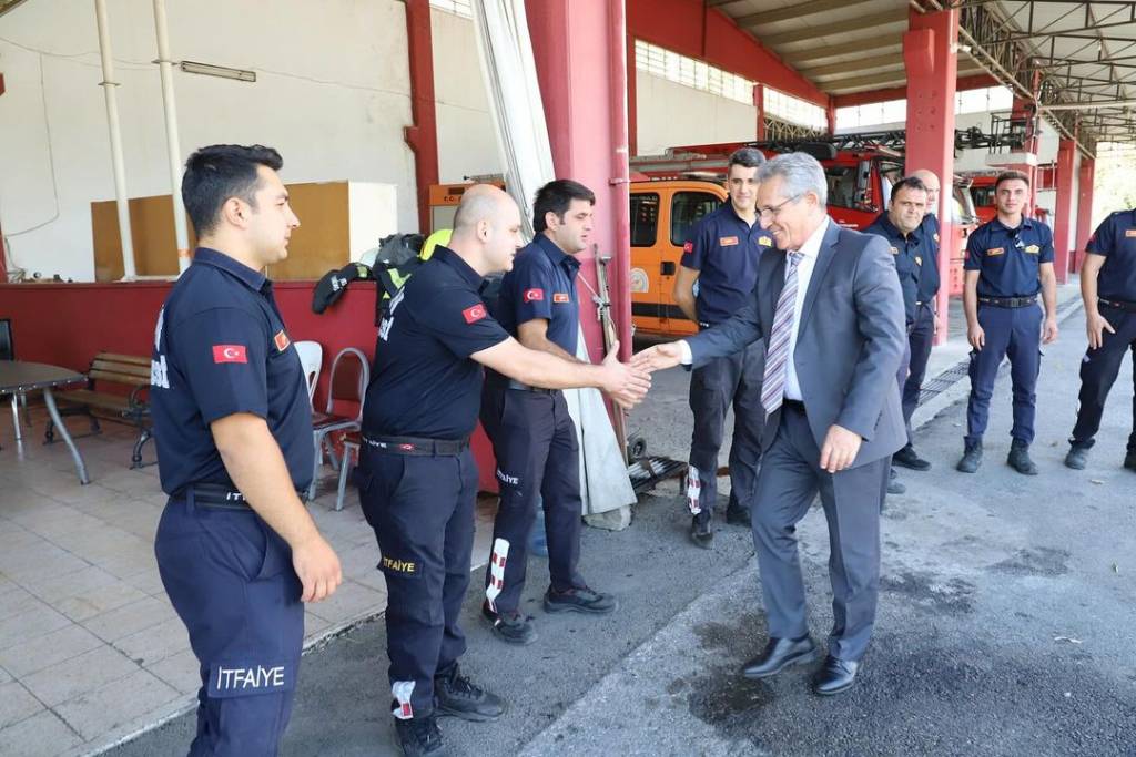 Başkan Dr. Ertuğrul Tetik'ten İtfaiye Eri Ziyareti