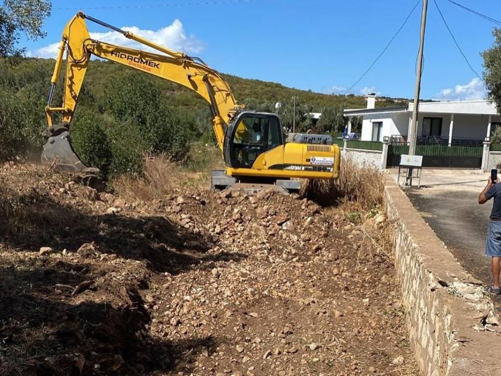 Didim Belediyesi Yağmur Suyu Kanalı Temizleme Çalışmalarını Tamamladı