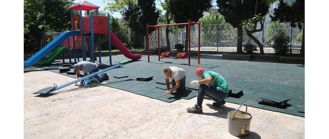 Efeler Belediyesi, İlçedeki Parklarda Bakım ve Onarım Çalışmalarına Devam Ediyor